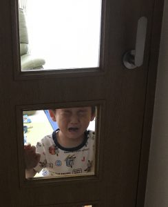 ドア赤ちゃん